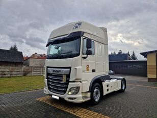 DAF truck tractor