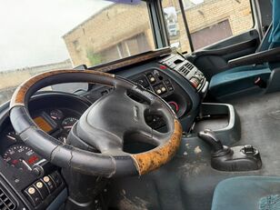 Venta de DAF 95.430 (white- manual, with green- automatic) cabeza tractora - Imagen 6 | Autoline PE DAF 95.430 (white- manual, with green- automatic) cabeza tractora | Imagen 6 - Autoline