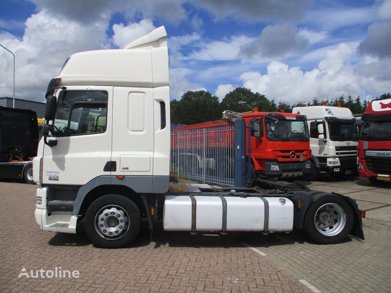 DAF CF 85.360 85 CF 360 EURO 5 MEGA APK-TUV 01-05-2025 Sattelzugmaschine