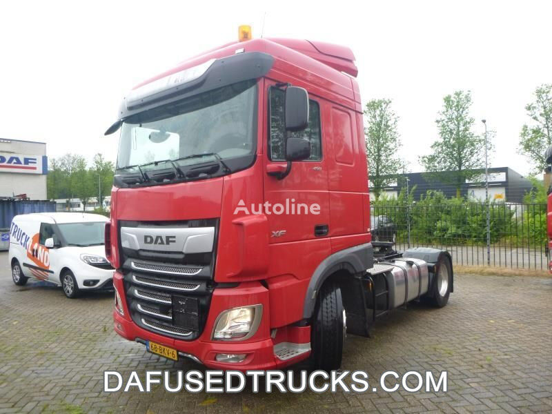 السيارات القاطرة DAF FT XF450