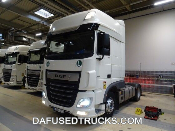 السيارات القاطرة DAF FT XF480