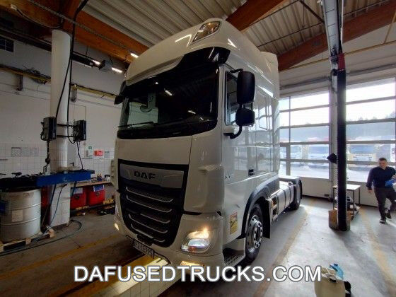 السيارات القاطرة DAF FT XF480