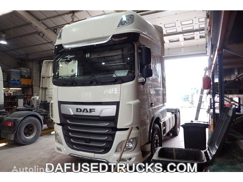 DAF FT XF480 nyergesvontató