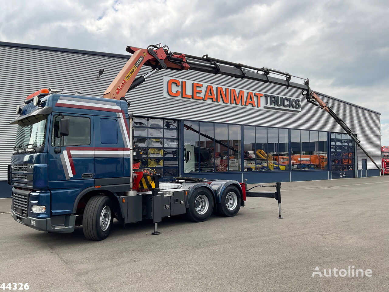 DAF FTS 95 XF 480 Manual Palfinger 36 Tonmeter laadkraan + Fly-Jib vilcējs