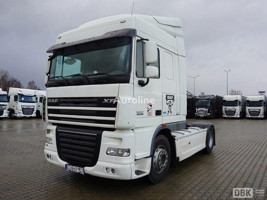 السيارات القاطرة DAF FTXF