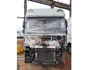 damaged DAF NXF truck tractor