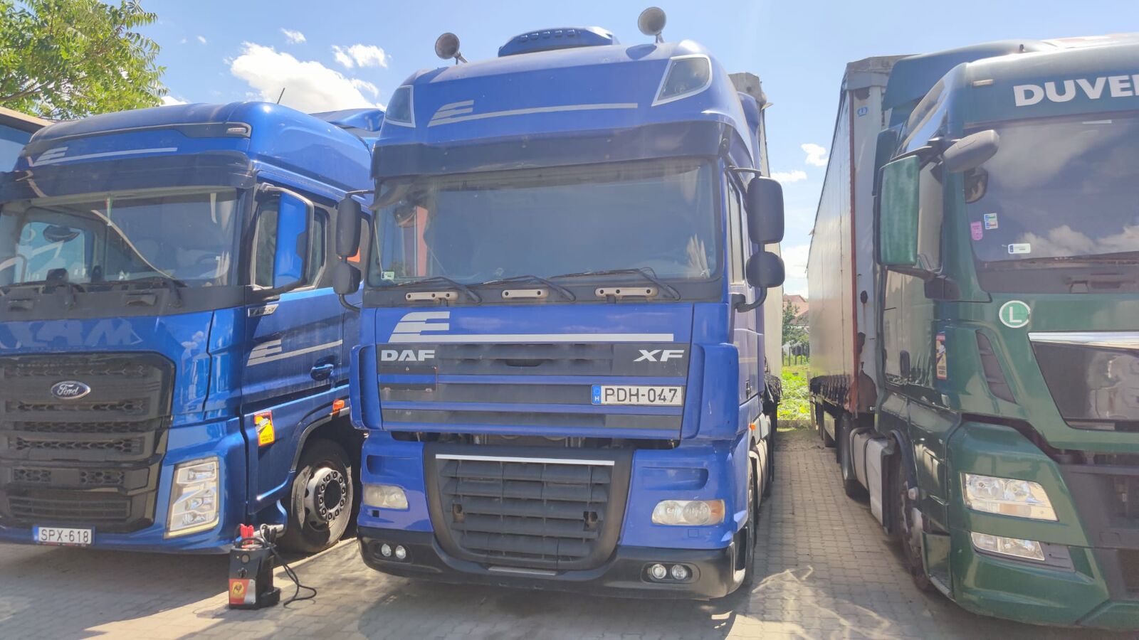 DAF XF 105.460 tractora