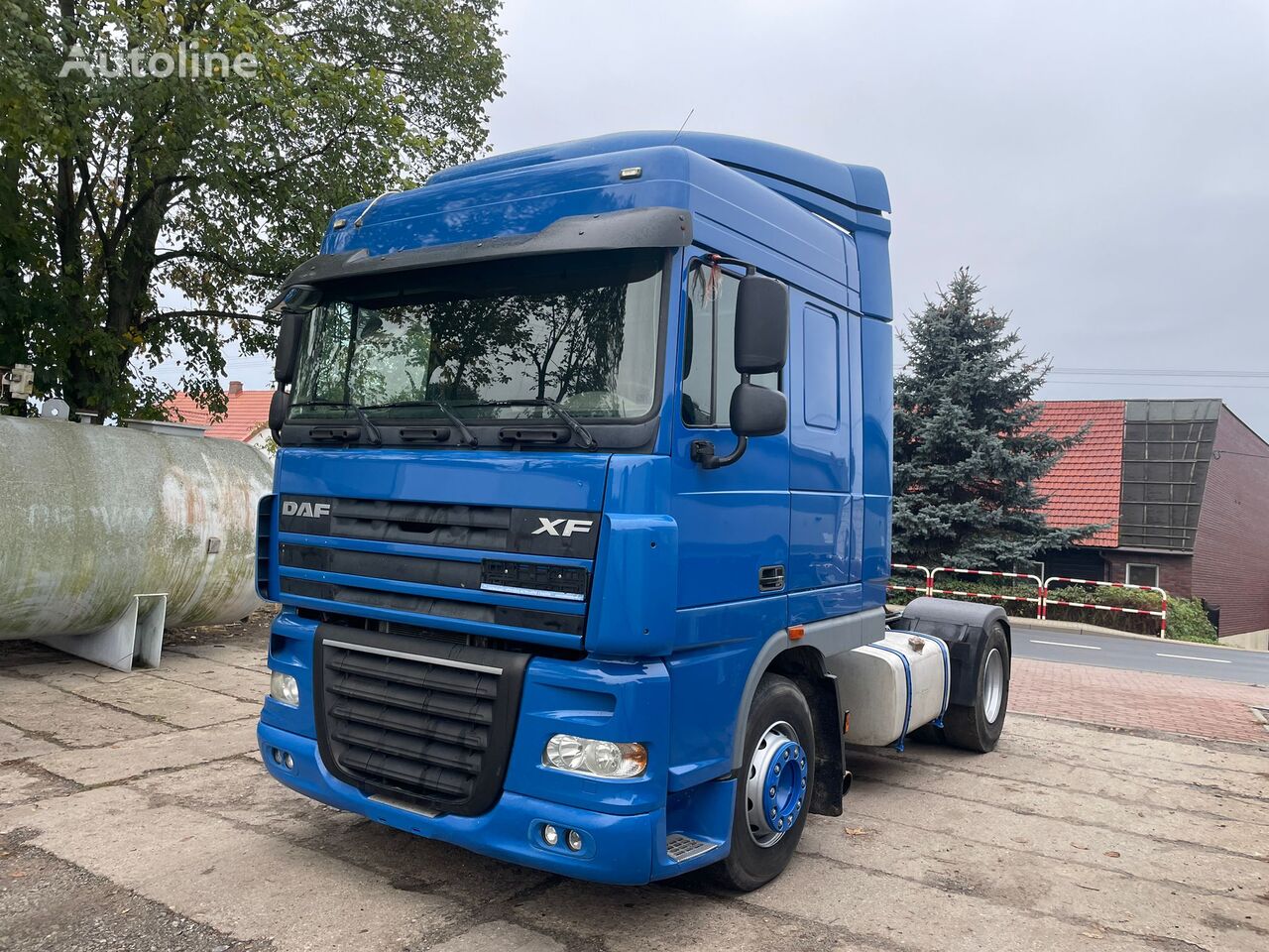 тягач DAF XF 105 460