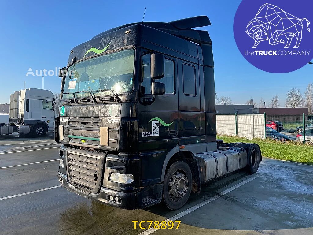 DAF XF 105 XF Euro6 460 cabeza tractora