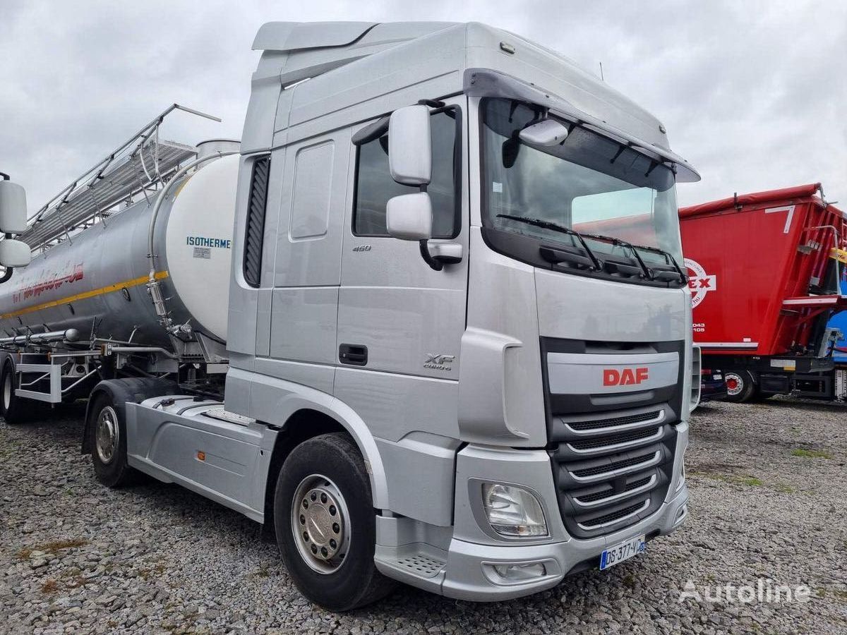 DAF XF 106.460 truck tractor