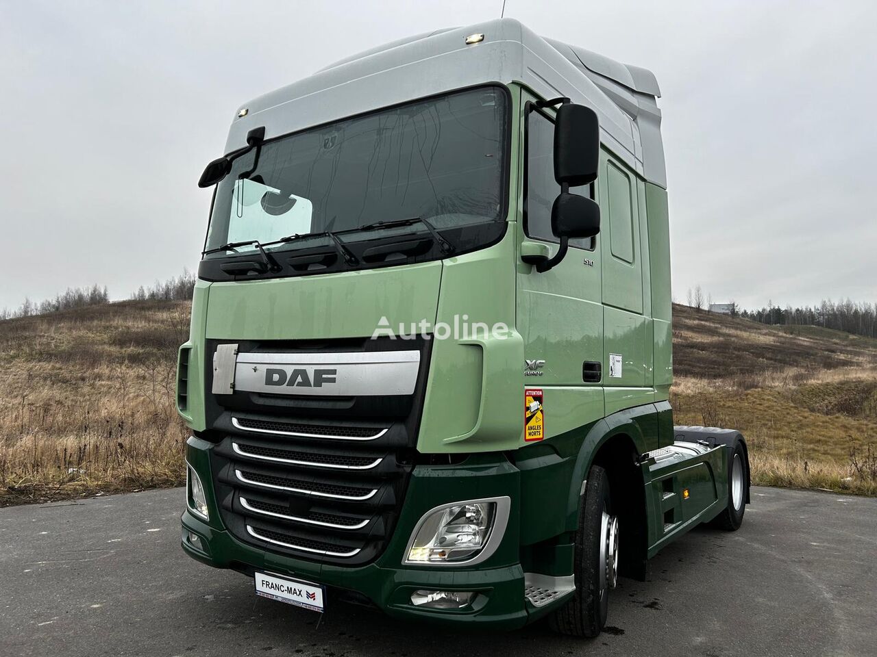 ciągnik siodłowy DAF XF 106 510