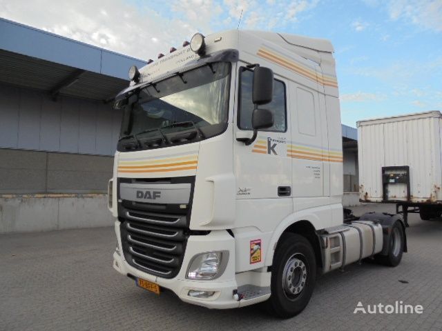 camião tractor DAF XF 440