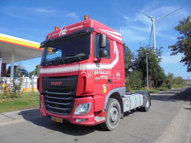 DAF XF 440 tractora