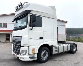 DAF XF 440 4X2 vetopöytäauto