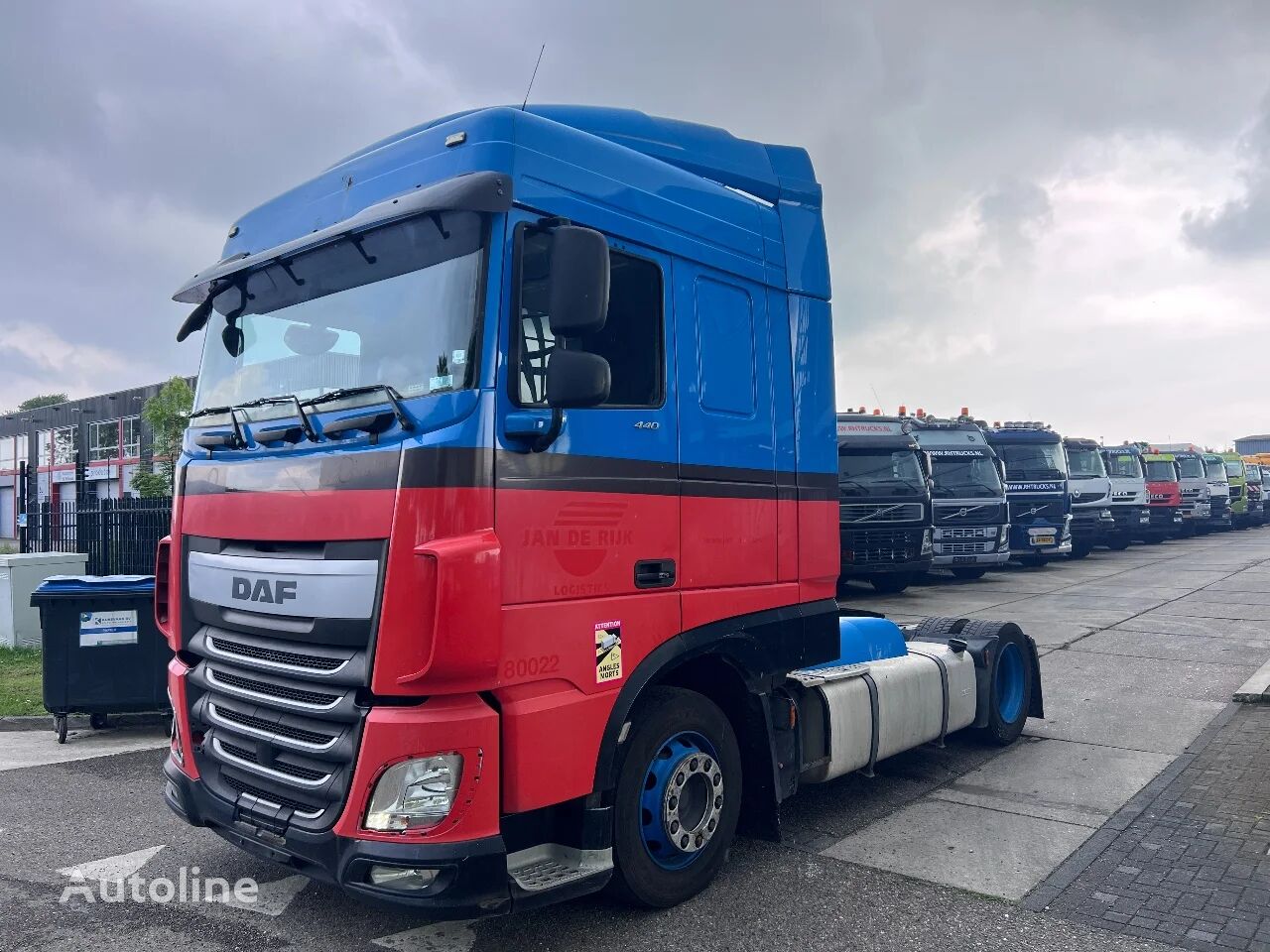 DAF XF 440 4X2 EURO 6 MEGA LOW DECK truck tractor