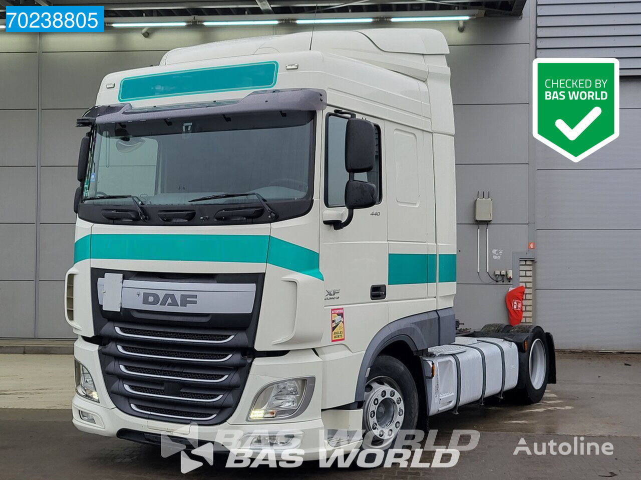 тягач DAF XF 440 4X2 SC Mega ACC Euro 6