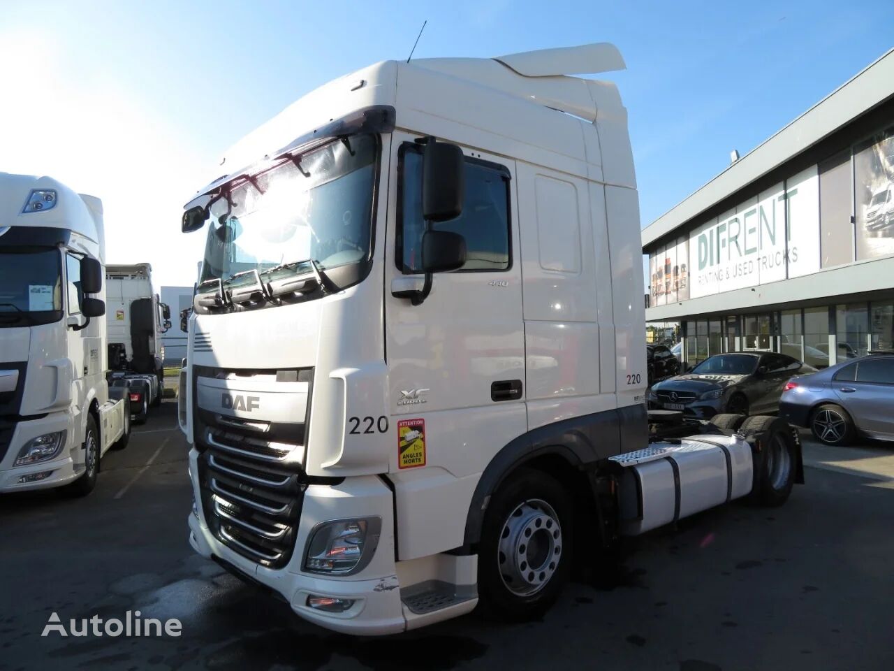 cap tractor DAF XF 440 FT SPACE CAB LOW DECK WITH ADJUSTABLE 5TH WHEEL