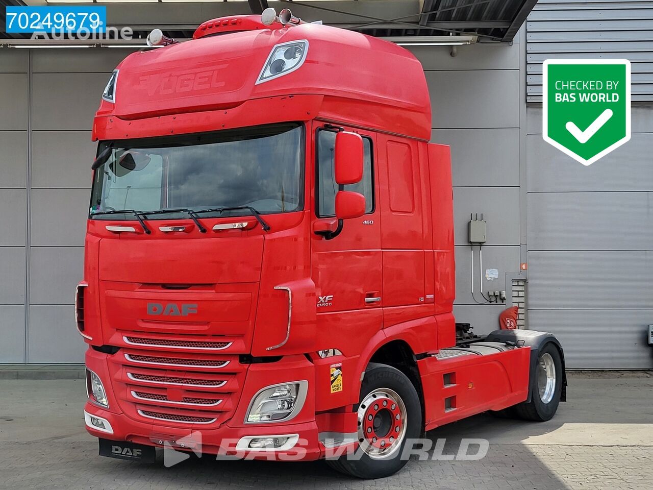 camião tractor DAF XF 460 4X2 SSC ACC Retarder 2x Tanks Standklima