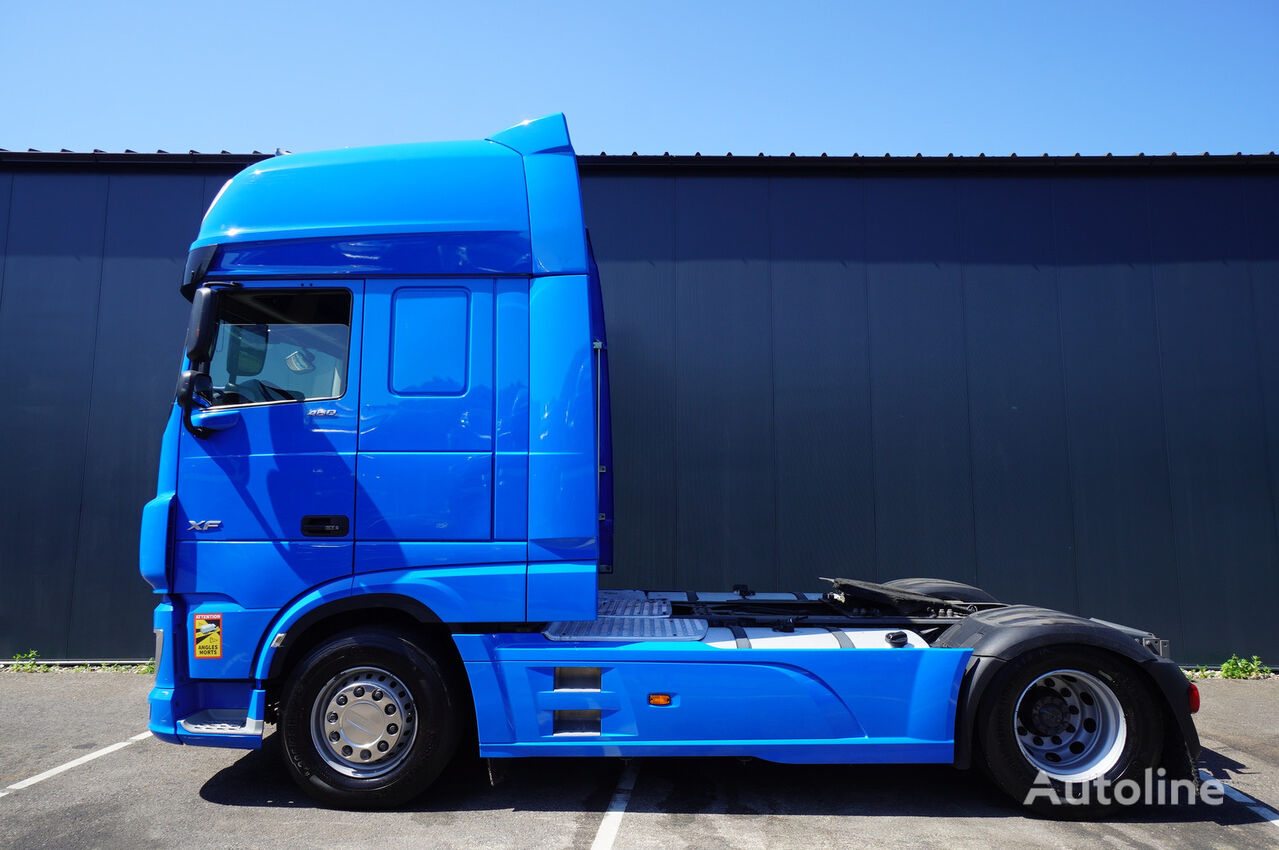 τράκτορας DAF XF 460 EURO 6 SSC