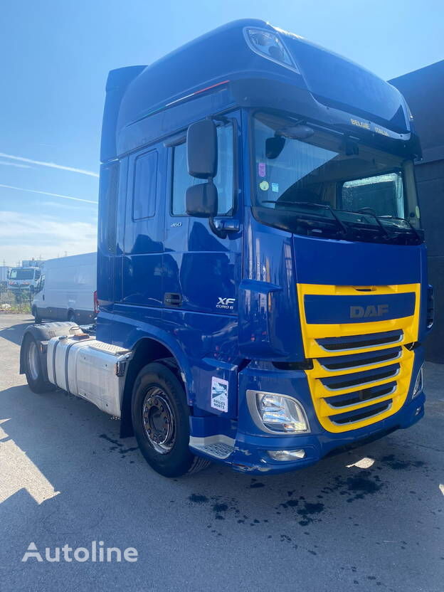 السيارات القاطرة DAF XF 460 FT