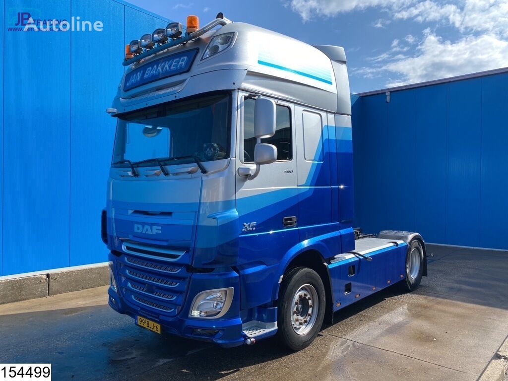 DAF XF 460 SSC, EURO 6, Hydraulic, Adjustable fifth wheel truck tractor