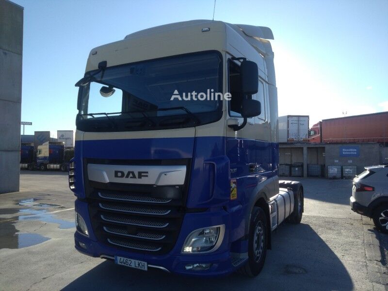 DAF XF 480 FT vetopöytäauto - Autoline