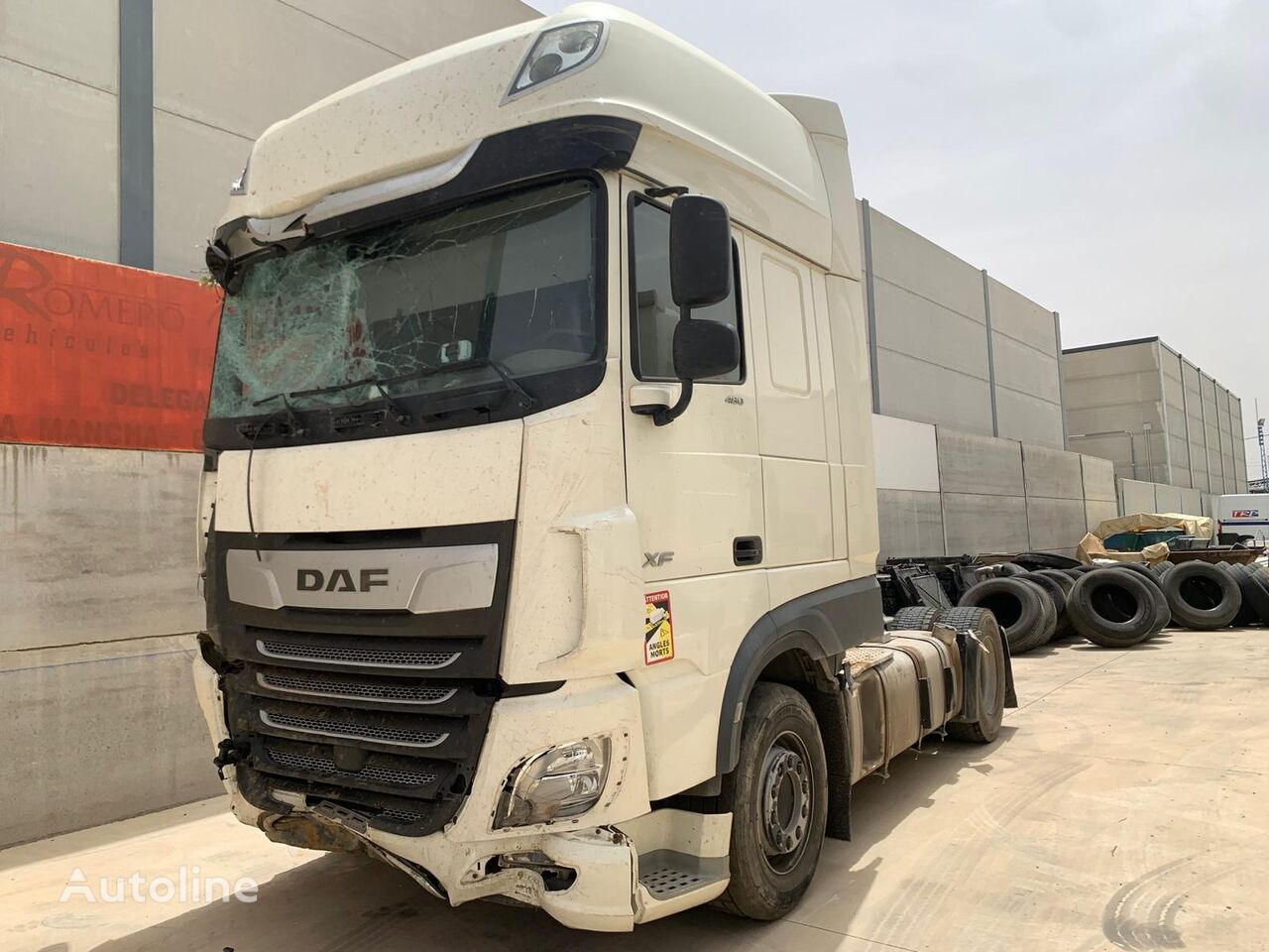 đầu kéo DAF XF 480 SSC_ADR FL_ENGINE FINE bị hư hại