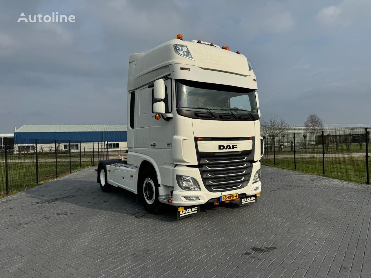 DAF XF 510 MANUAL, FULL SPOILER, 2X TANK, SSC, MX. truck tractor