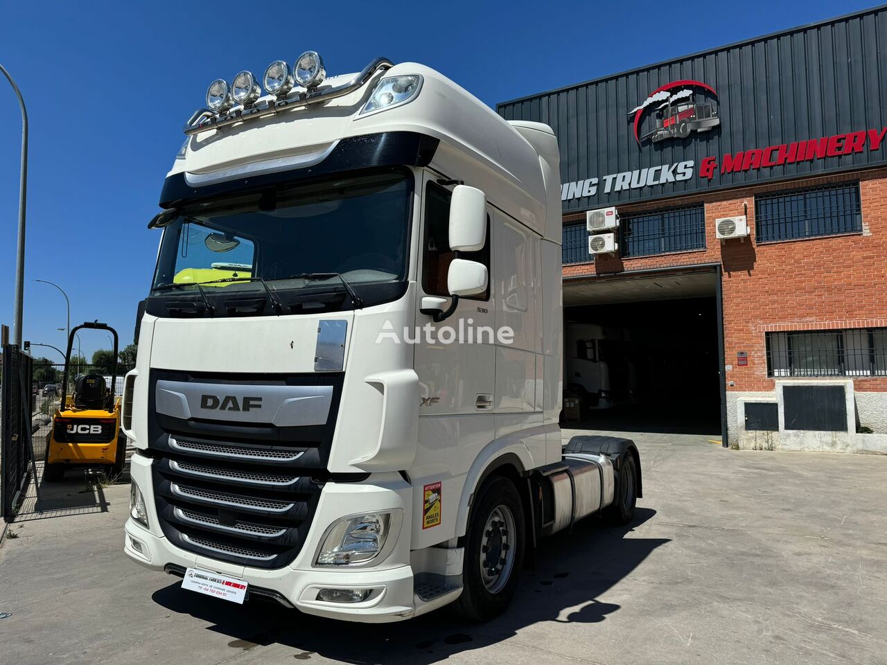 cap tractor DAF XF 530