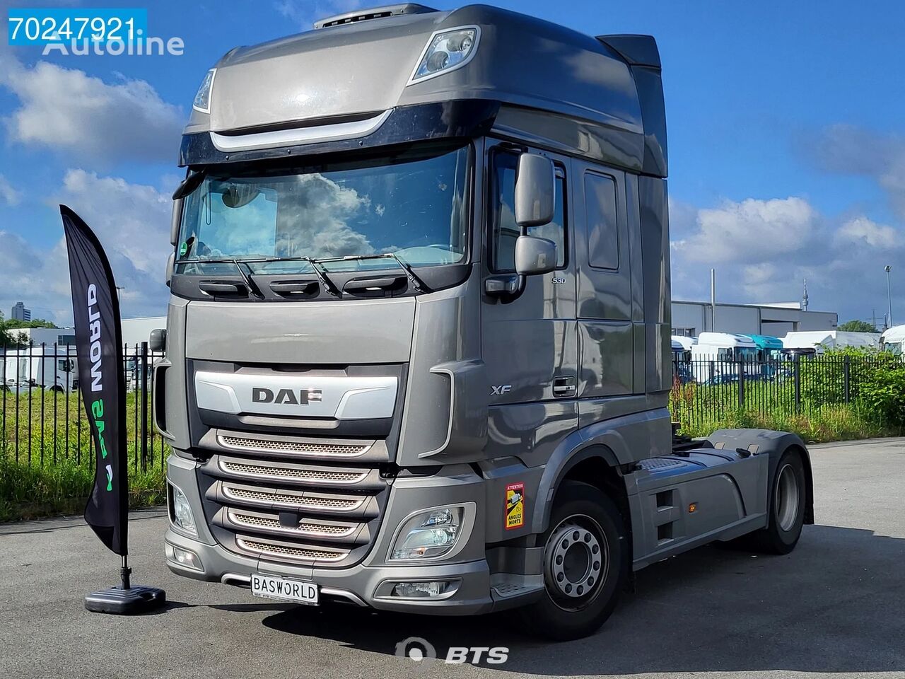 tahač DAF XF 530 4X2 SSC Retarder 2x Tanks StandKlima ACC LED Navi