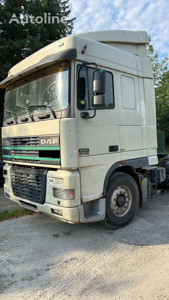 camião tractor DAF XF 95 380