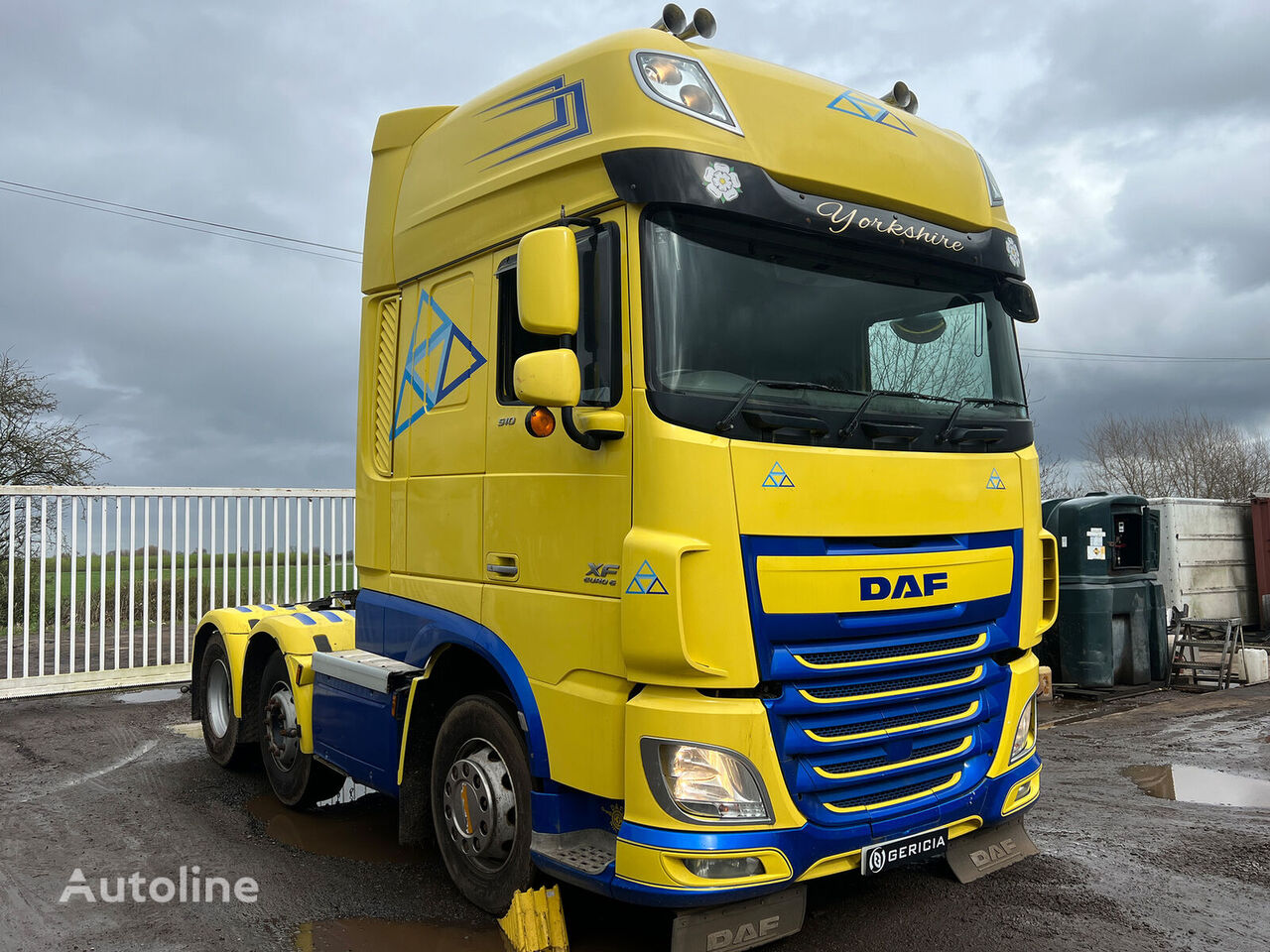 trattore stradale DAF XF105