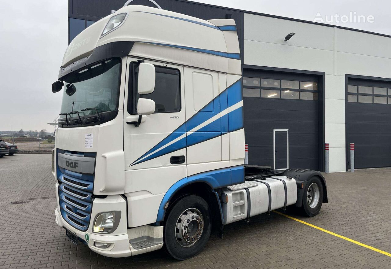 DAF XF105.460 truck tractor