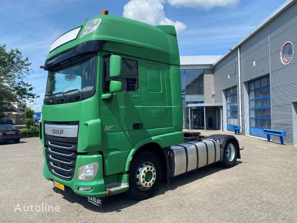 트랙터 트럭 DAF XF106-440 / DEB / NL TRUCK / SSC / AUTOMATIC / EURO-6 / 2015