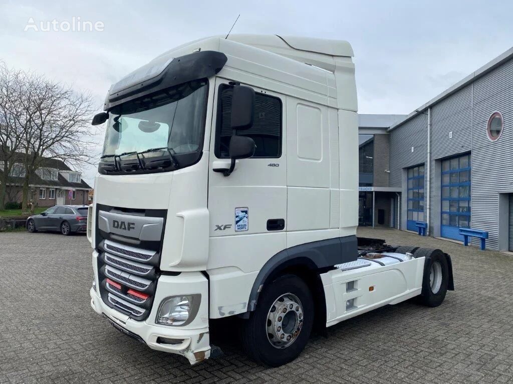 DAF XF106-480 / DOUBLE TANK / DEB / PARK COOL / AUTOMATIC / SPACE CA tractora