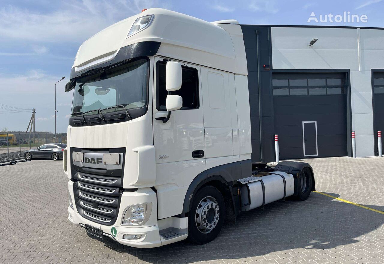 đầu kéo DAF XF106.480 LOWDECK 3UNITS