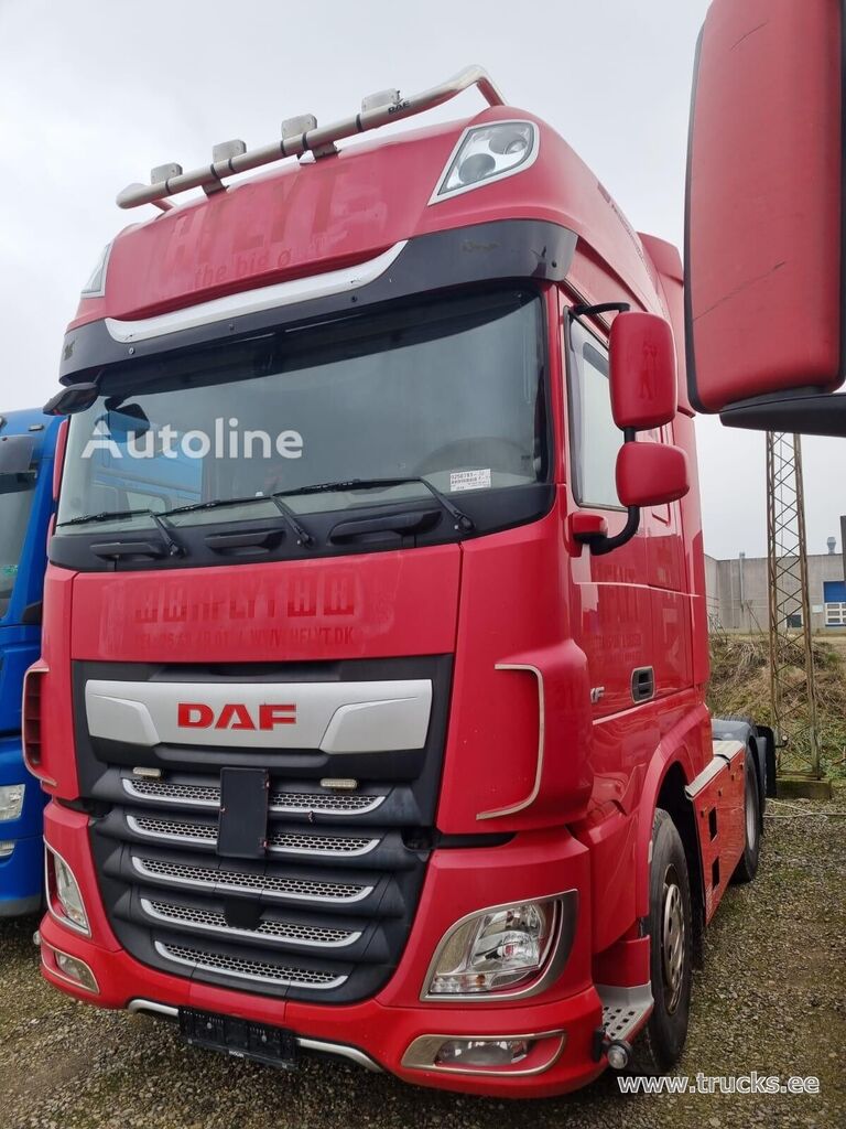 камион влекач DAF XF106/530