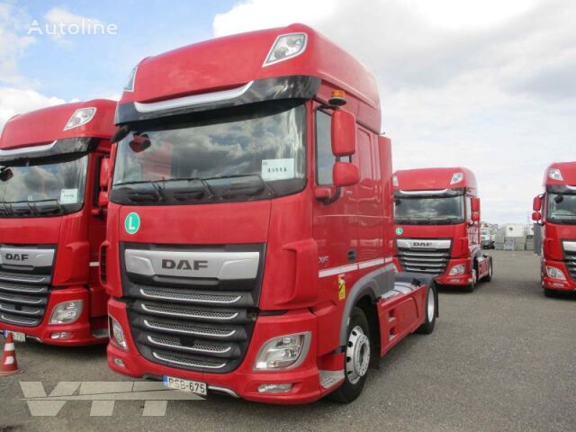 DAF XF450FT truck tractor