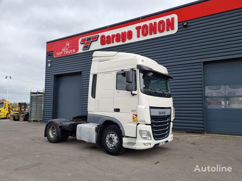 ťahač DAF XF460