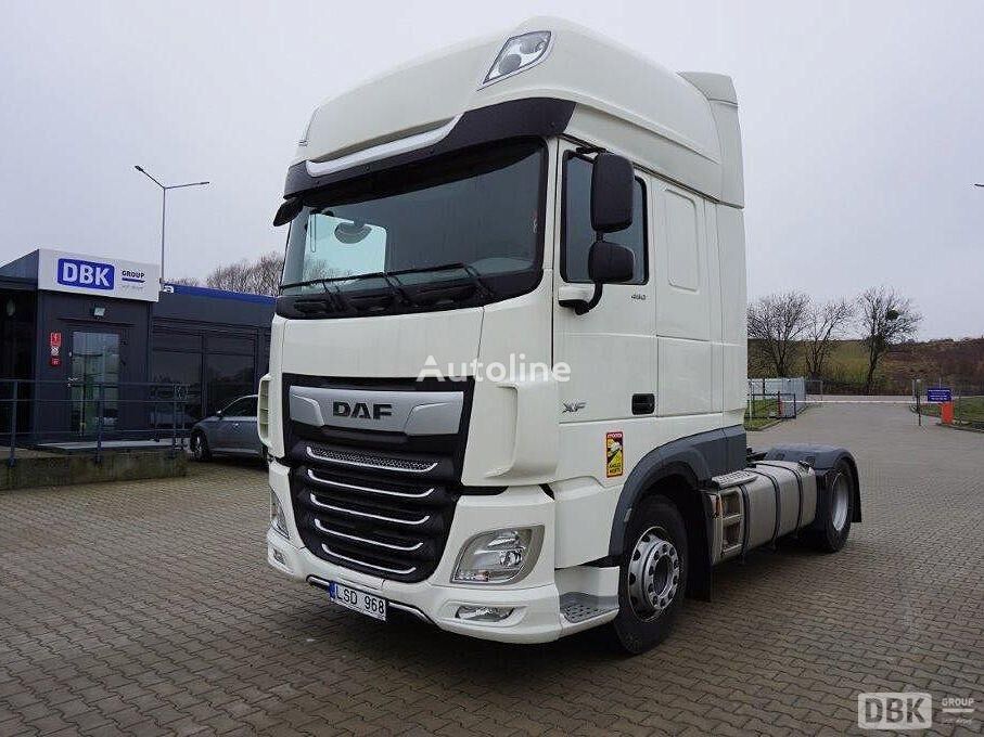 DAF XF480 FT vetopöytäauto