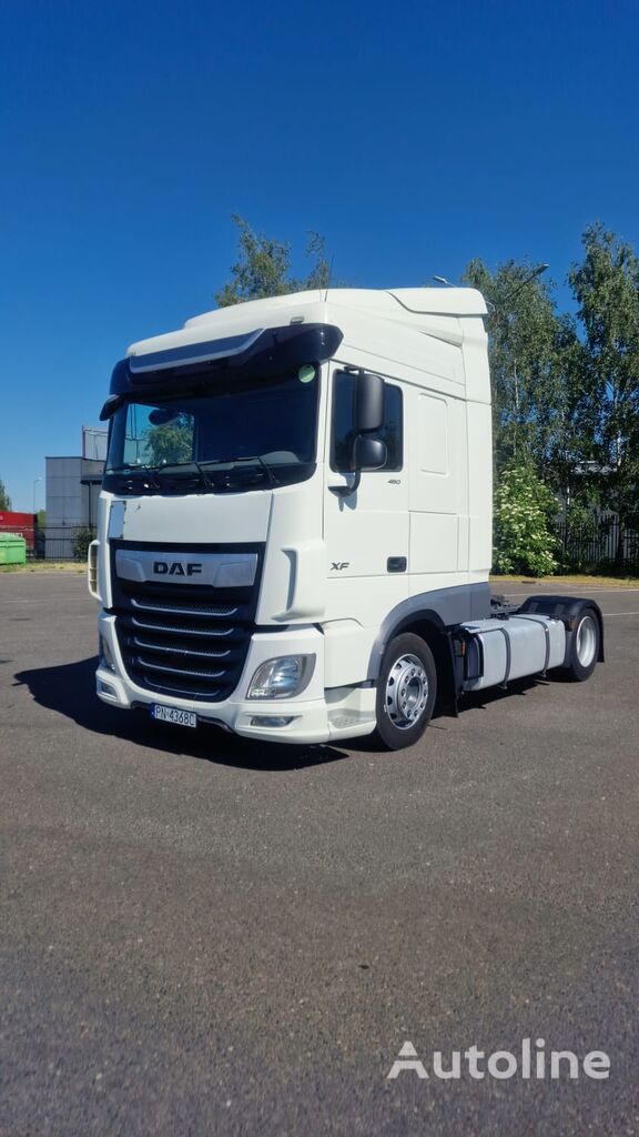 السيارات القاطرة DAF XF480 FT