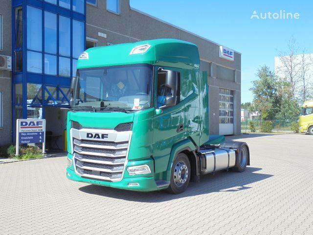 new DAF XF480 FT Low Deck Sleeper High Cab Climate LCV truck tractor