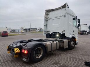 السيارات القاطرة DAF XFn 480 FT