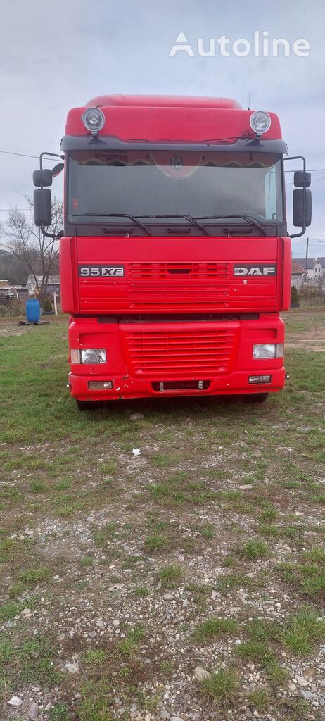 vilkikas DAF Xf.95 430