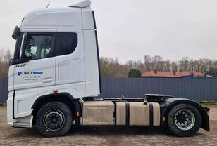 Ford F-MAX truck tractor for sale - Image 8 | Autoline KE Ford F-MAX truck tractor | Image 8 - Autoline