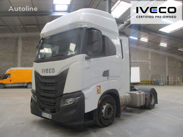 влекач IVECO AS440S48T/P