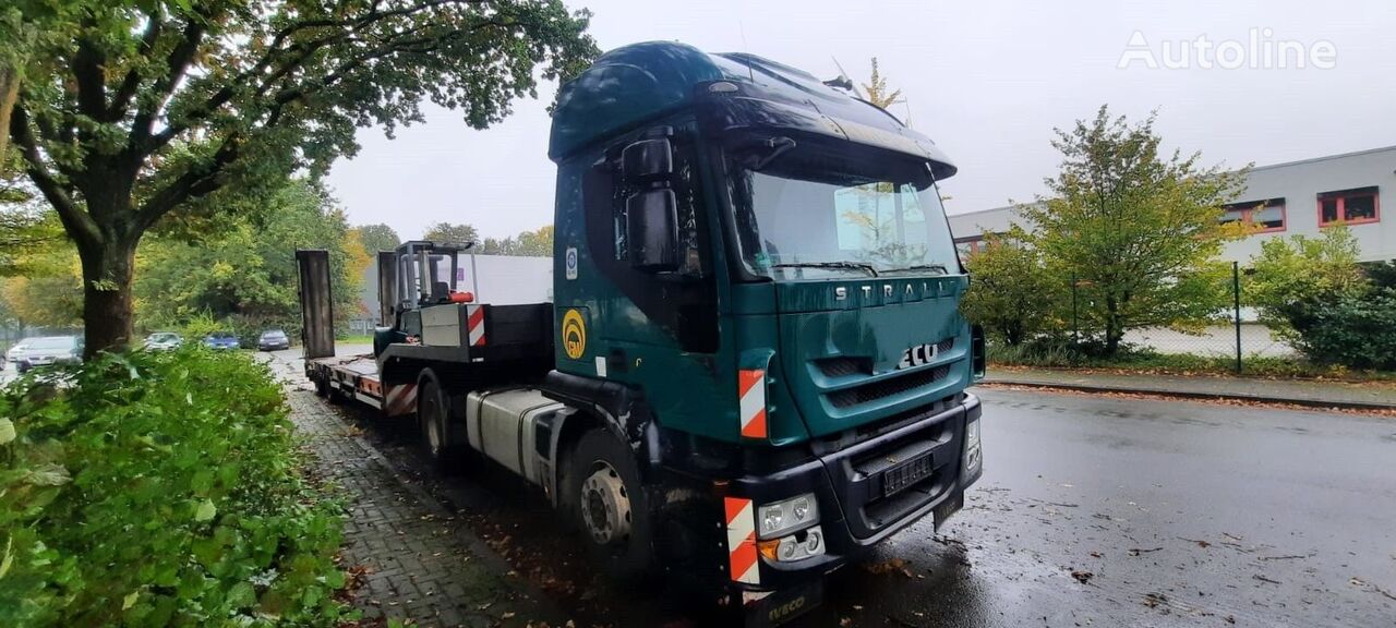 IVECO AT440S420PS  vilcējs