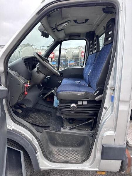IVECO Daily 40C17 / Tractor Unit / Fuel Tank Semi-Trailer