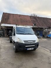 IVECO Daily 65C18D truck tractor