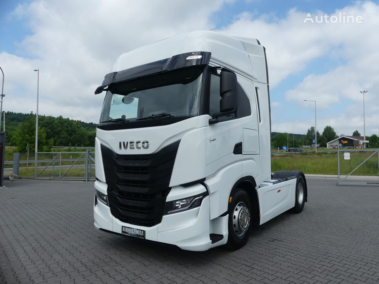 IVECO S WAY 460 / AUTOMAT / STANDARD / KLIMATYZACJA POSTOJOWA /  trækker